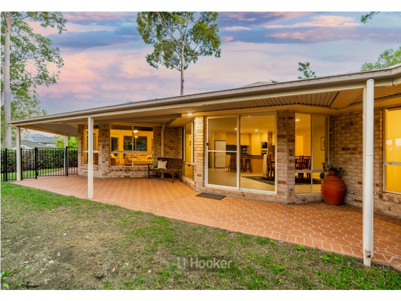 5 Cheltenham Place, Forest Lake QLD 4078