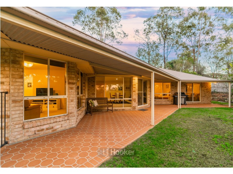 5 Cheltenham Place, Forest Lake QLD 4078