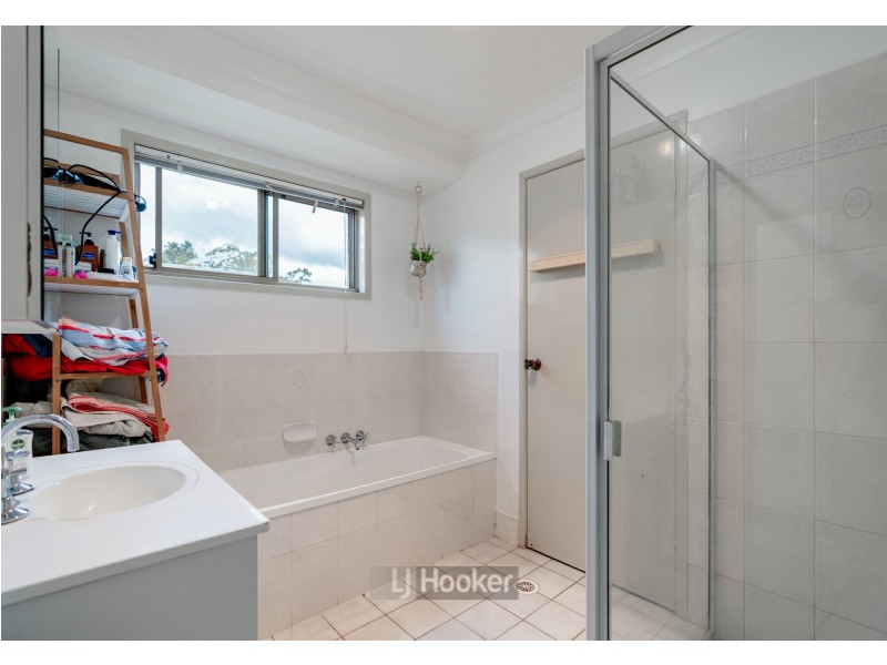 4 Stanley Court, Boronia Heights QLD 4124