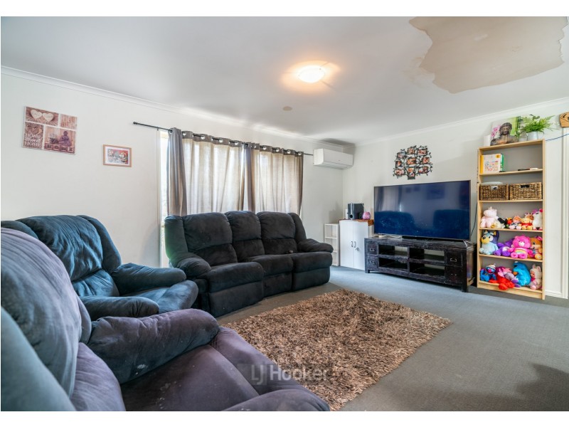 49 Mackellar Drive, Boronia Heights QLD 4124