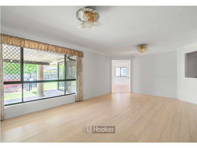 76 Glasshouse Crescent, Forest Lake QLD 4078