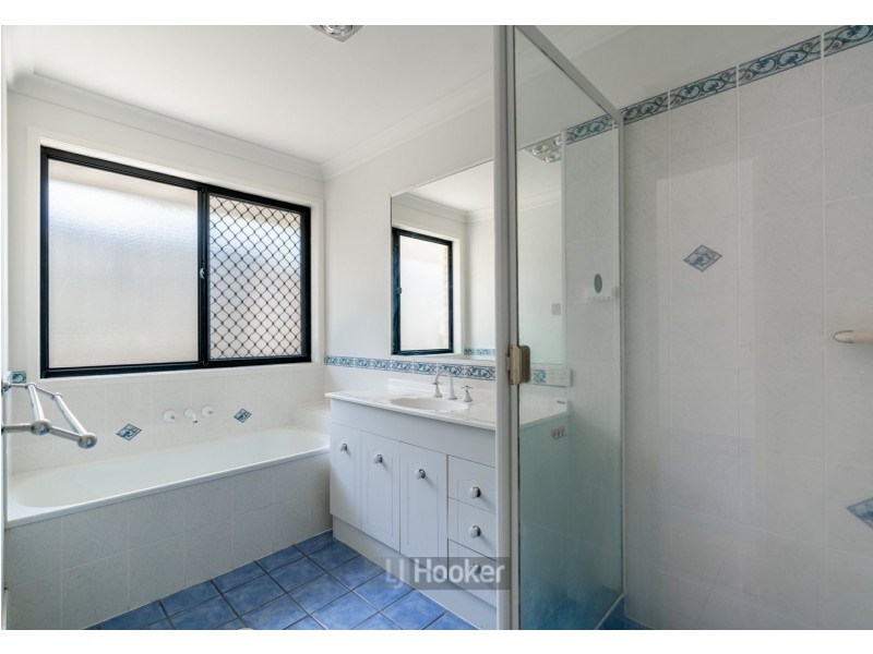 76 Glasshouse Crescent, Forest Lake QLD 4078