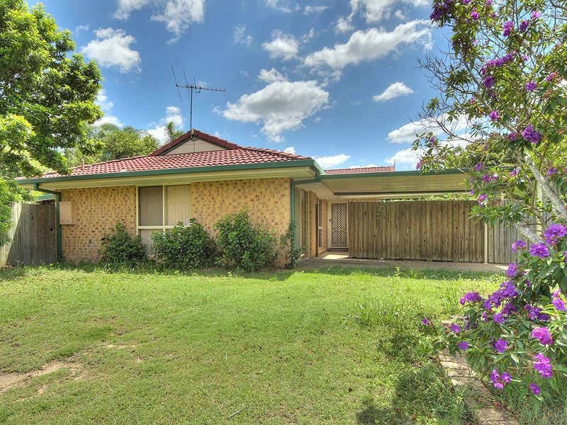 1 Learmonth Court, Hillcrest QLD 4118