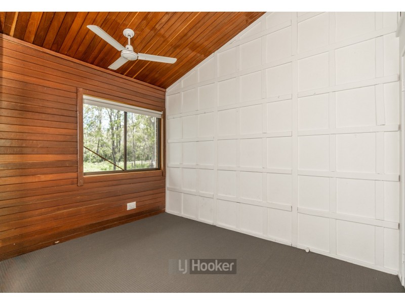 590 Middle Road, Greenbank QLD 4124