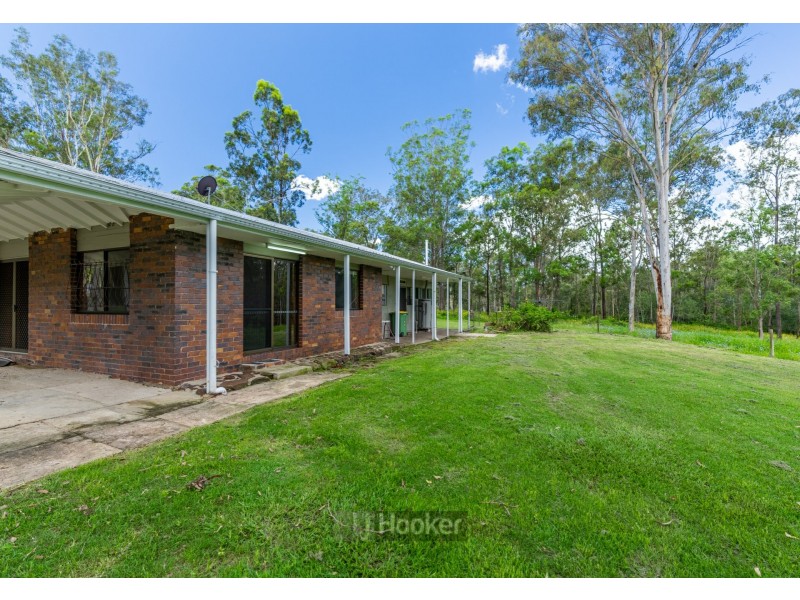 590 Middle Road, Greenbank QLD 4124