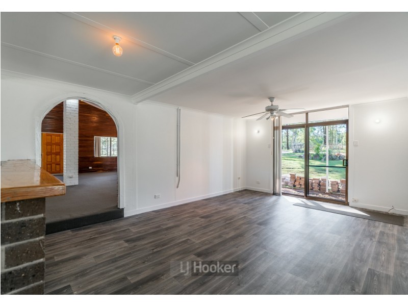 590 Middle Road, Greenbank QLD 4124