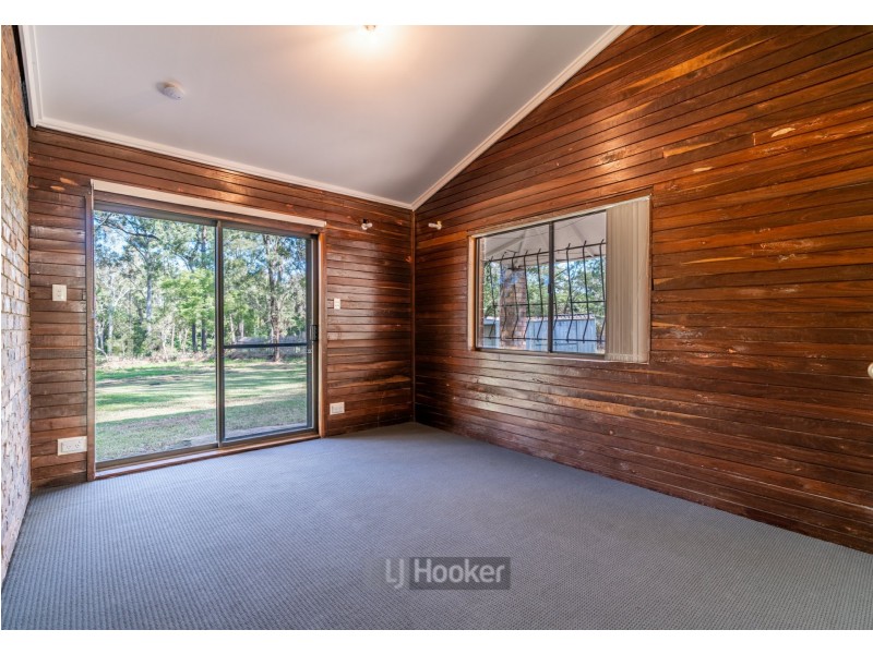 590 Middle Road, Greenbank QLD 4124