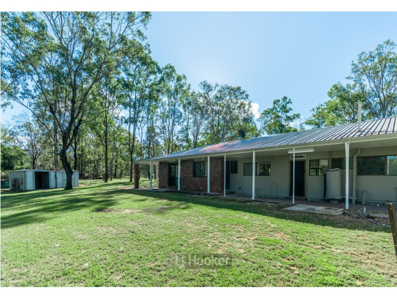590 Middle Road, Greenbank QLD 4124