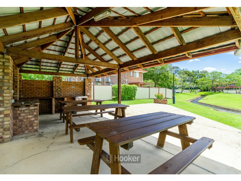 9/3 Costata Street, Hillcrest QLD 4118