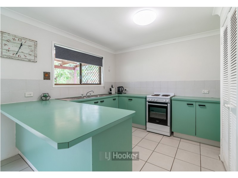 3 Renfrew Street, Hillcrest QLD 4118