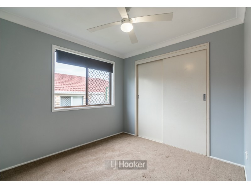 3 Renfrew Street, Hillcrest QLD 4118