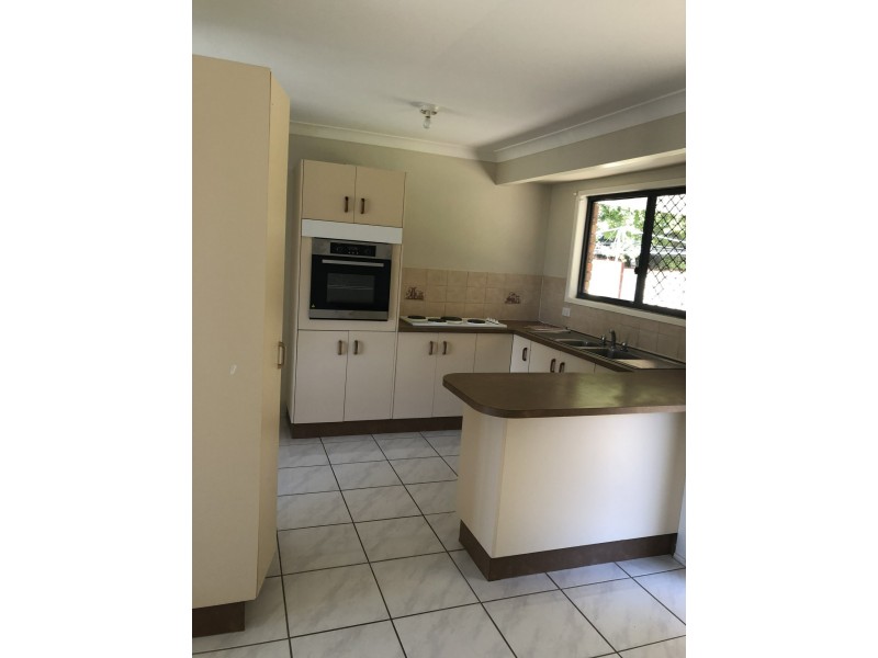 12 Homebush Drive, Regents Park QLD 4118