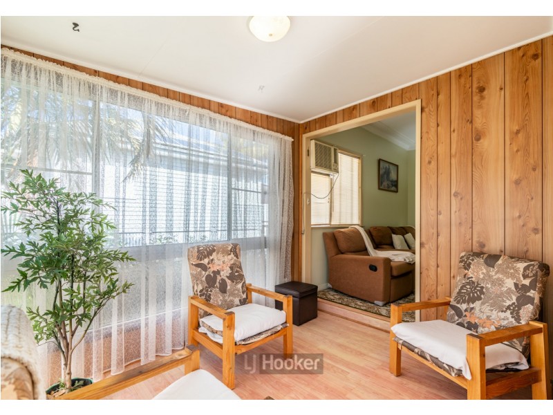 14 Merle Street, Carina QLD 4152