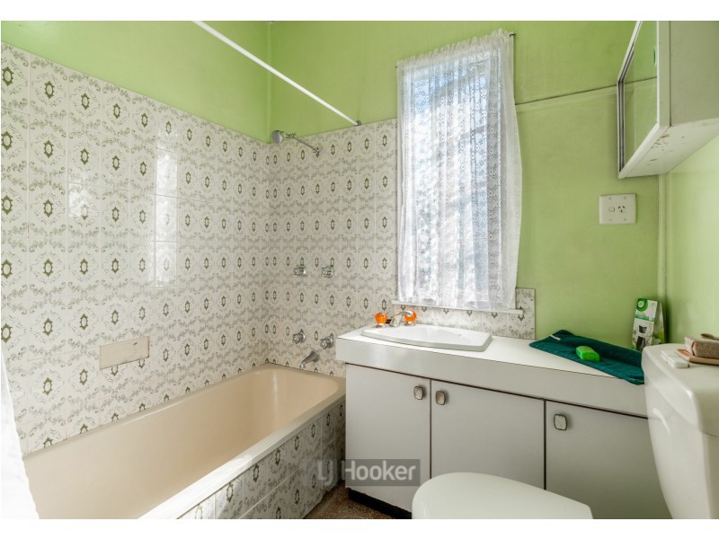 14 Merle Street, Carina QLD 4152