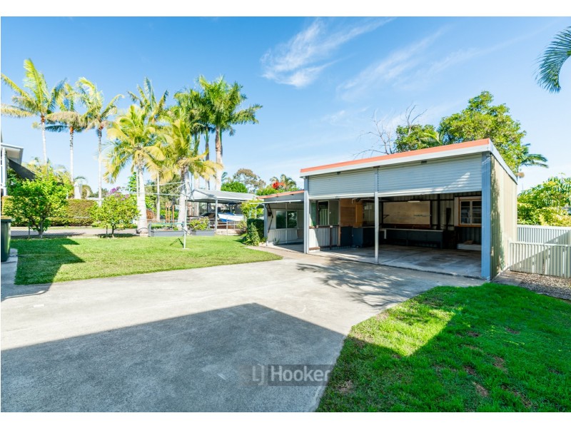 14 Merle Street, Carina QLD 4152