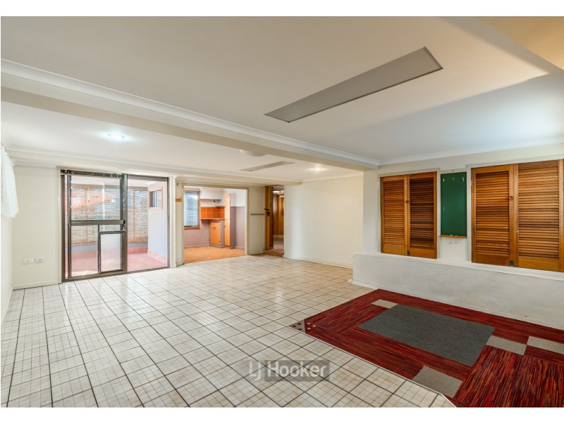 14 Merle Street, Carina QLD 4152