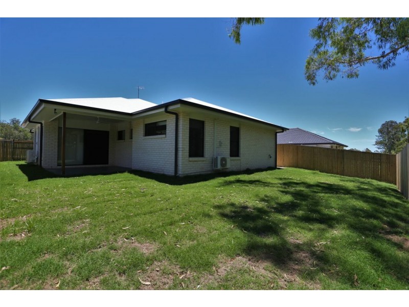 6 John Storey Court, Park Ridge QLD 4125