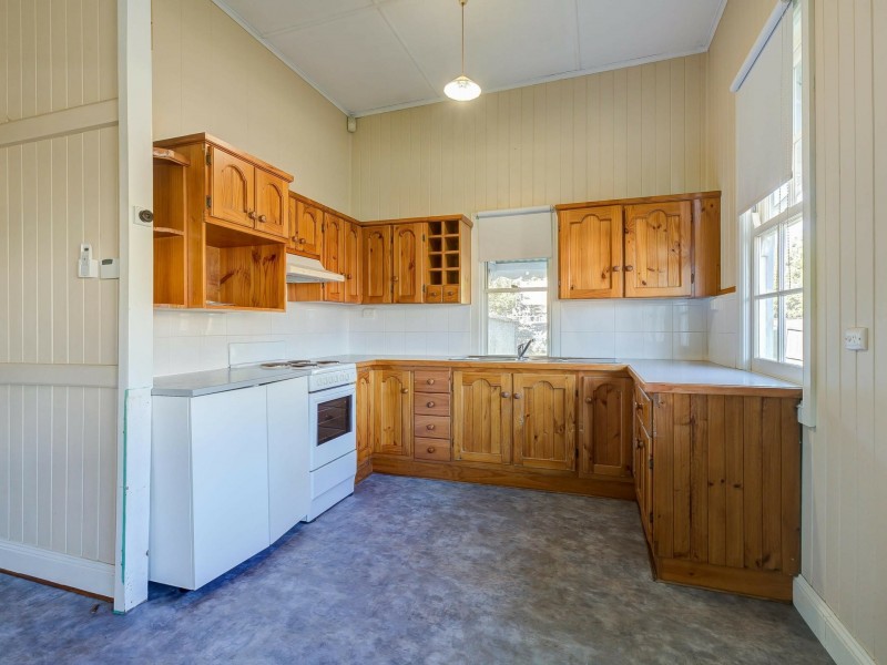 17A Merrell Street, North Booval QLD 4304