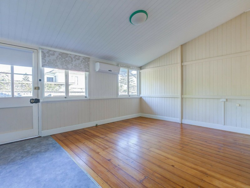 17A Merrell Street, North Booval QLD 4304