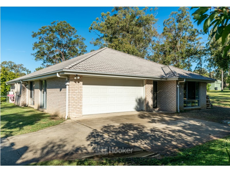 21-23 Quartz Close, Greenbank QLD 4124