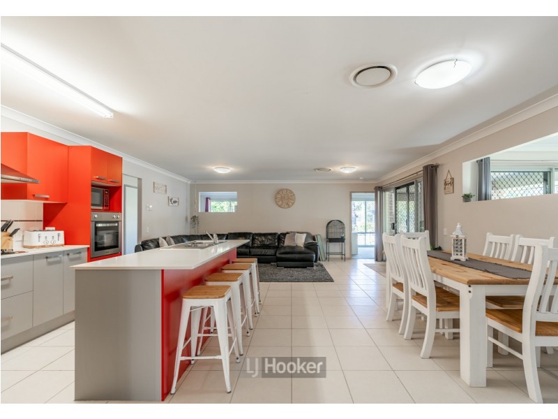 21-23 Quartz Close, Greenbank QLD 4124