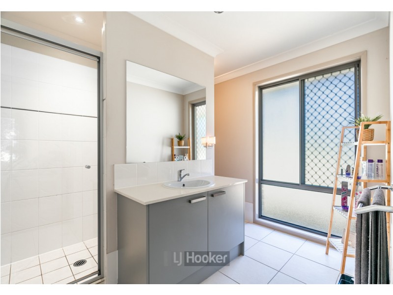 21-23 Quartz Close, Greenbank QLD 4124