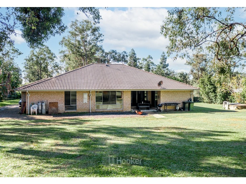 21-23 Quartz Close, Greenbank QLD 4124