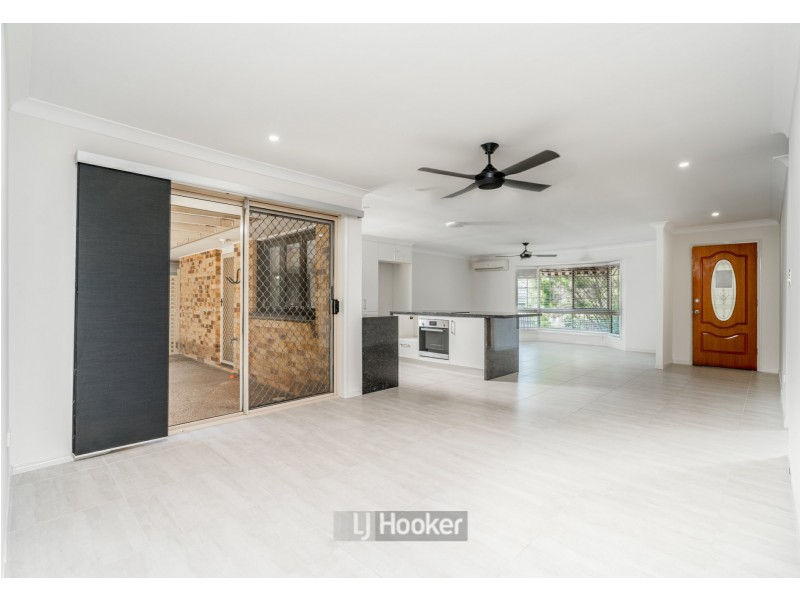 39 Hampden Crescent, Heritage Park QLD 4118
