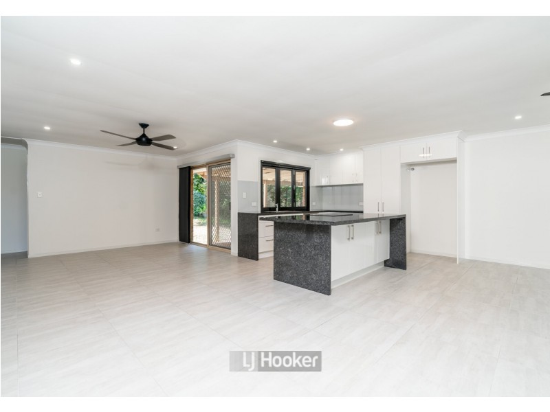 39 Hampden Crescent, Heritage Park QLD 4118