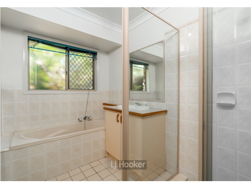 39 Hampden Crescent, Heritage Park QLD 4118