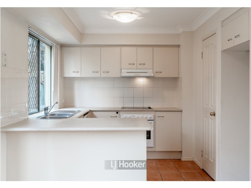 20/20 Young Place, Runcorn QLD 4113