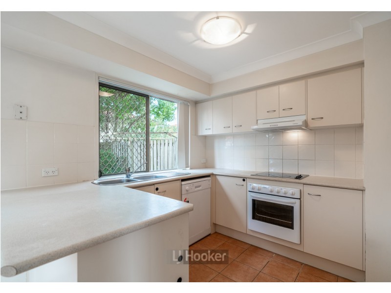 20/20 Young Place, Runcorn QLD 4113