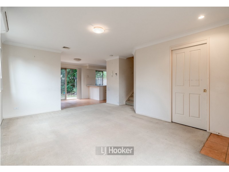 20/20 Young Place, Runcorn QLD 4113