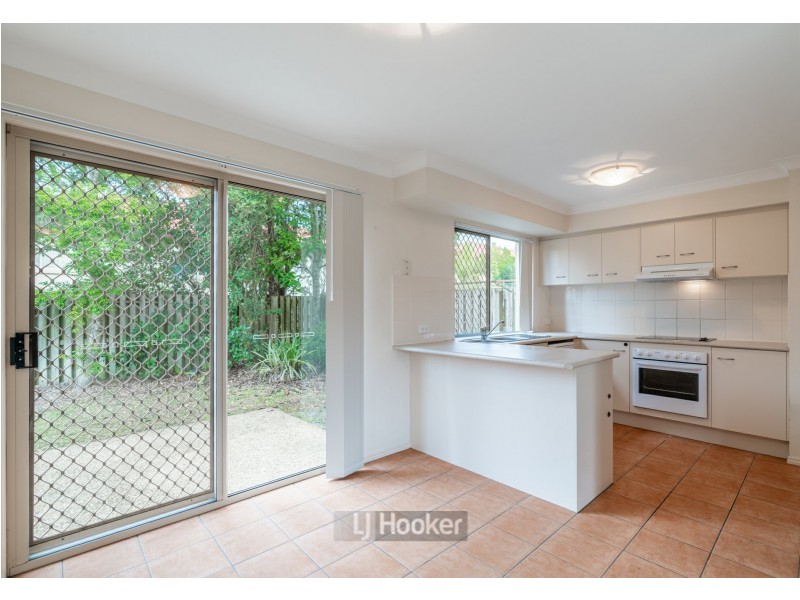 20/20 Young Place, Runcorn QLD 4113