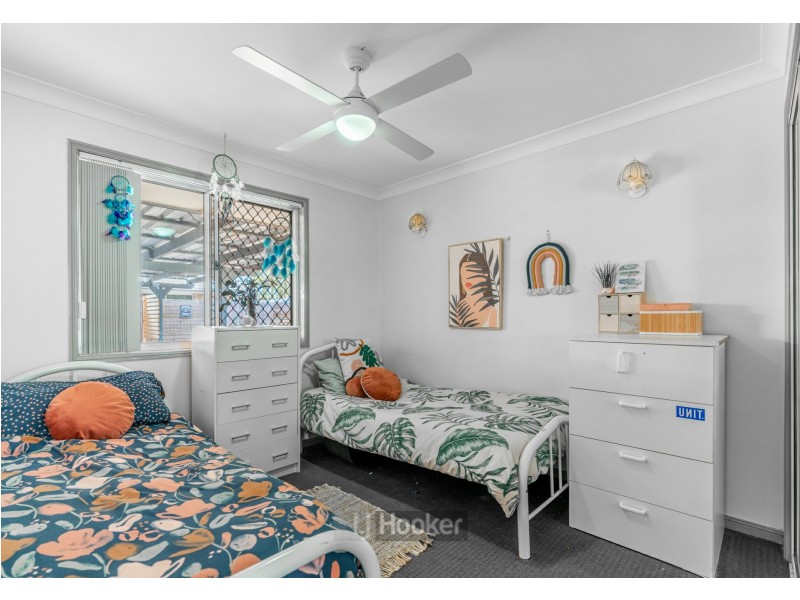 62 Bushland Drive, Regents Park QLD 4118