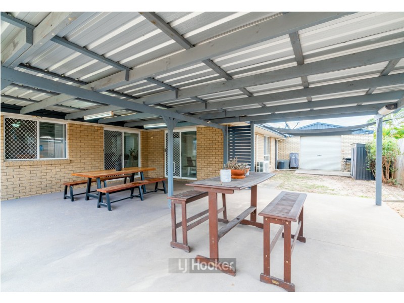 62 Bushland Drive, Regents Park QLD 4118