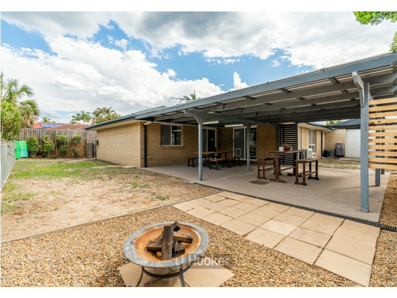 62 Bushland Drive, Regents Park QLD 4118
