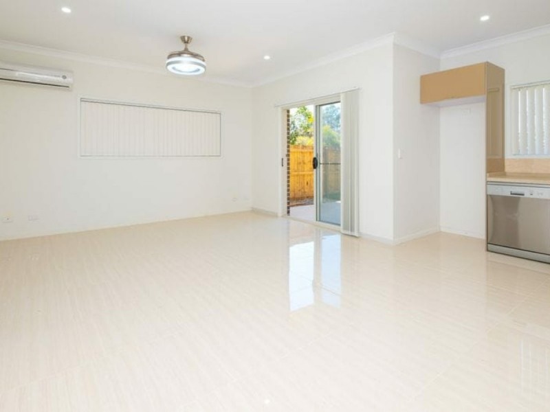 17 Norah Street, Crestmead QLD 4132