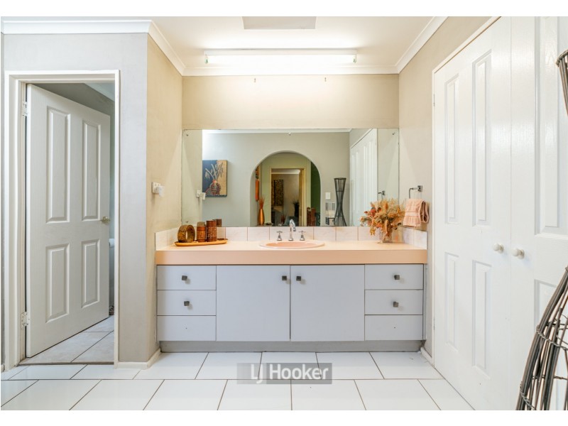 58 Jacaranda Avenue, Boronia Heights QLD 4124