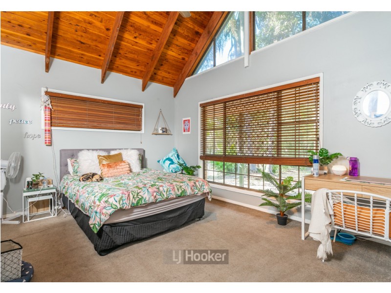 54 Jacaranda Avenue, Boronia Heights QLD 4124