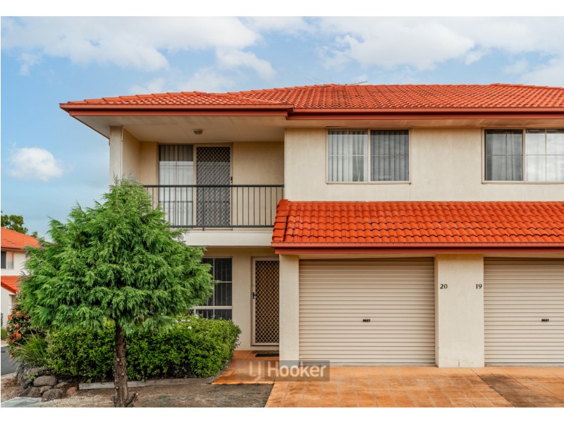 20/20 Young Place, Runcorn QLD 4113