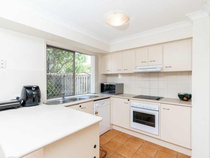 20/20 Young Place, Runcorn QLD 4113