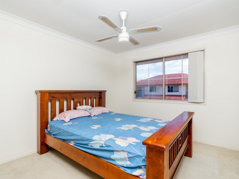 20/20 Young Place, Runcorn QLD 4113
