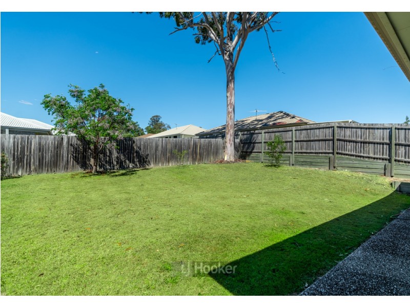 22 Lachlan Lane, Hillcrest QLD 4118