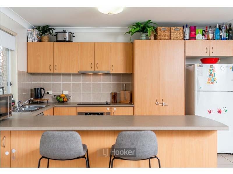 28 Lamberth Road East, Heritage Park QLD 4118