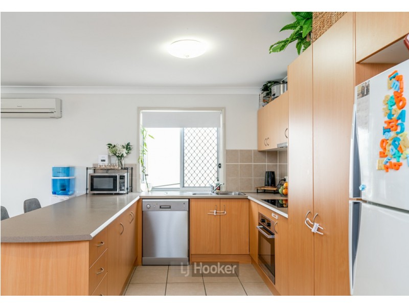 28 Lamberth Road East, Heritage Park QLD 4118