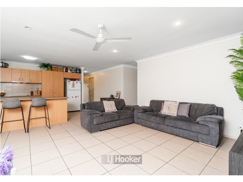 28 Lamberth Road East, Heritage Park QLD 4118