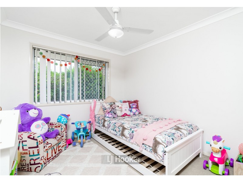 28 Lamberth Road East, Heritage Park QLD 4118