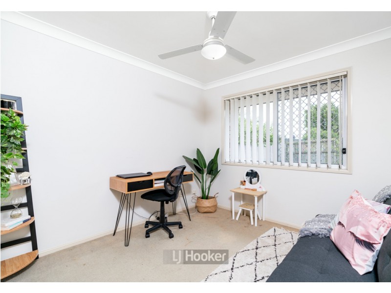 28 Lamberth Road East, Heritage Park QLD 4118