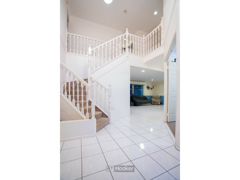 2 Darling Close, Calamvale QLD 4116